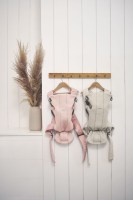 Little Pea BabyBjorn Μάρσιπος Mini 3d Jersey Light Pink_lifestyle5